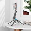 Palo Selfie Soporte antivibración para transmisión en vivo HOCO K22 de aleación de aluminio práctico (7) Palo Selfie Stick Hoco K22 Control Remoto Bluetooth Tripode 1,75m